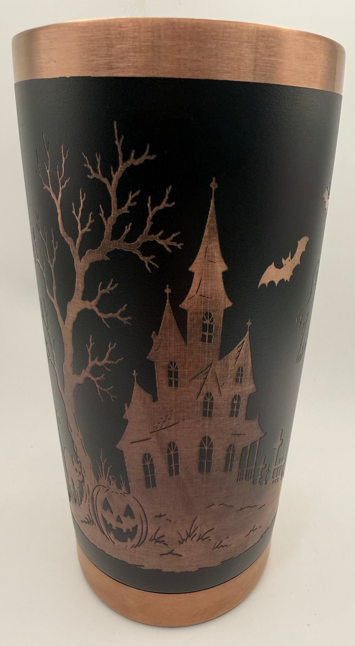 20 0z Halloween Scene TRICK OR TREAT